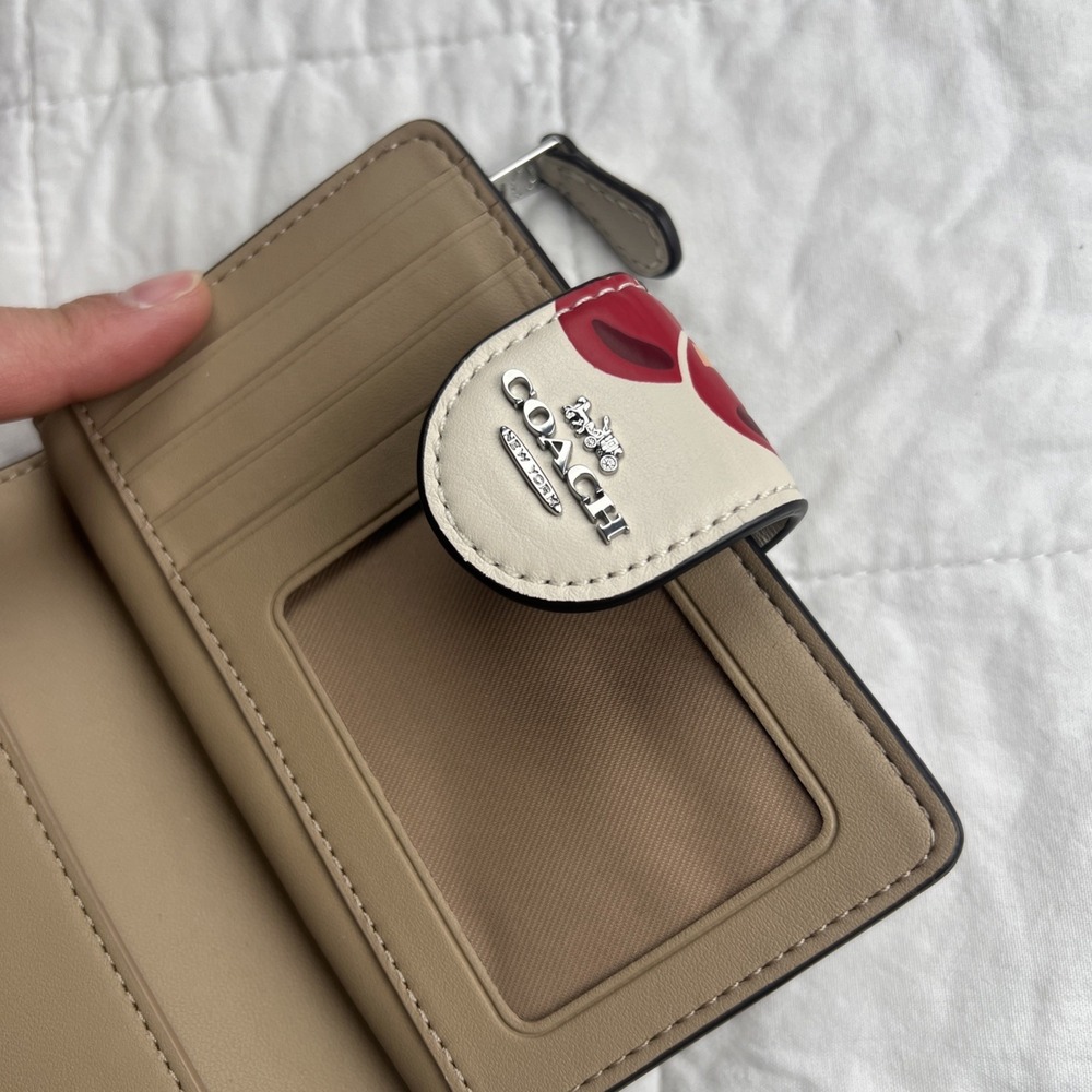COACH CZ762 Women's Medium Corner Zip Wallet With Cherry 🍒 Print Smooth Leather - Picture 3 of 10